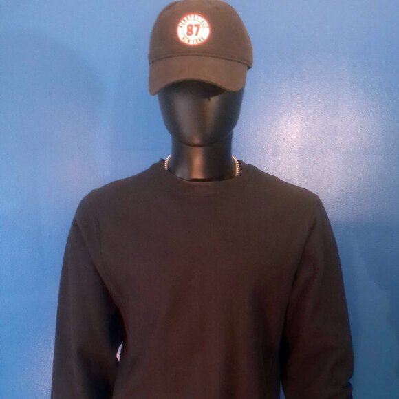 Champion Sweater, Size Medium, Black - Picture 1 of 16